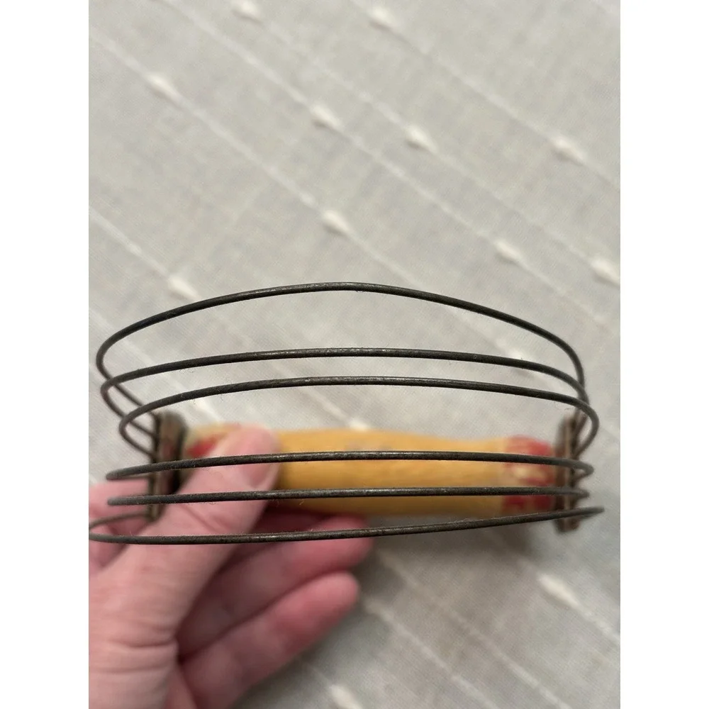 Vintage Androck Wire Pastry Blender Dough Cutter Hand Mixer Wood Handle USA Farm